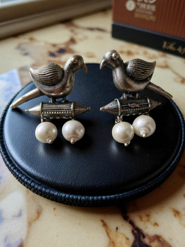 Birds Oxidized Studs With two Pearl Drops - Image 2